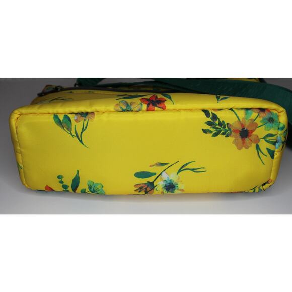 Lug Flare Crossbody Bag in Bouquet Yellow with Adjustable / Removable Strap - Picture 5 of 16